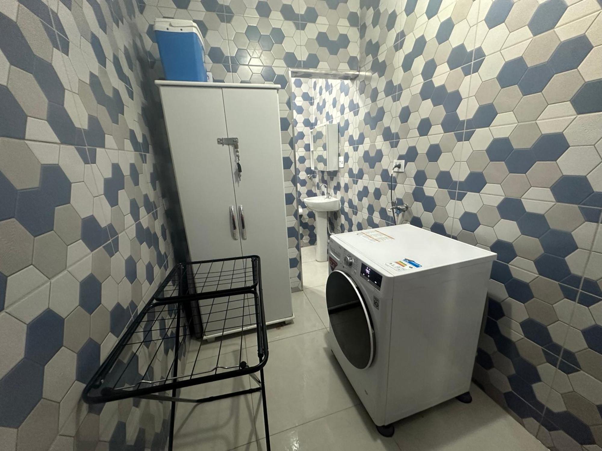 Triplex Piscina Churrasqueira Lava E Seca Wi-Fi E 2 Tvs Em Condominio Com 90M2 No Centro De أوباتوبا المظهر الخارجي الصورة