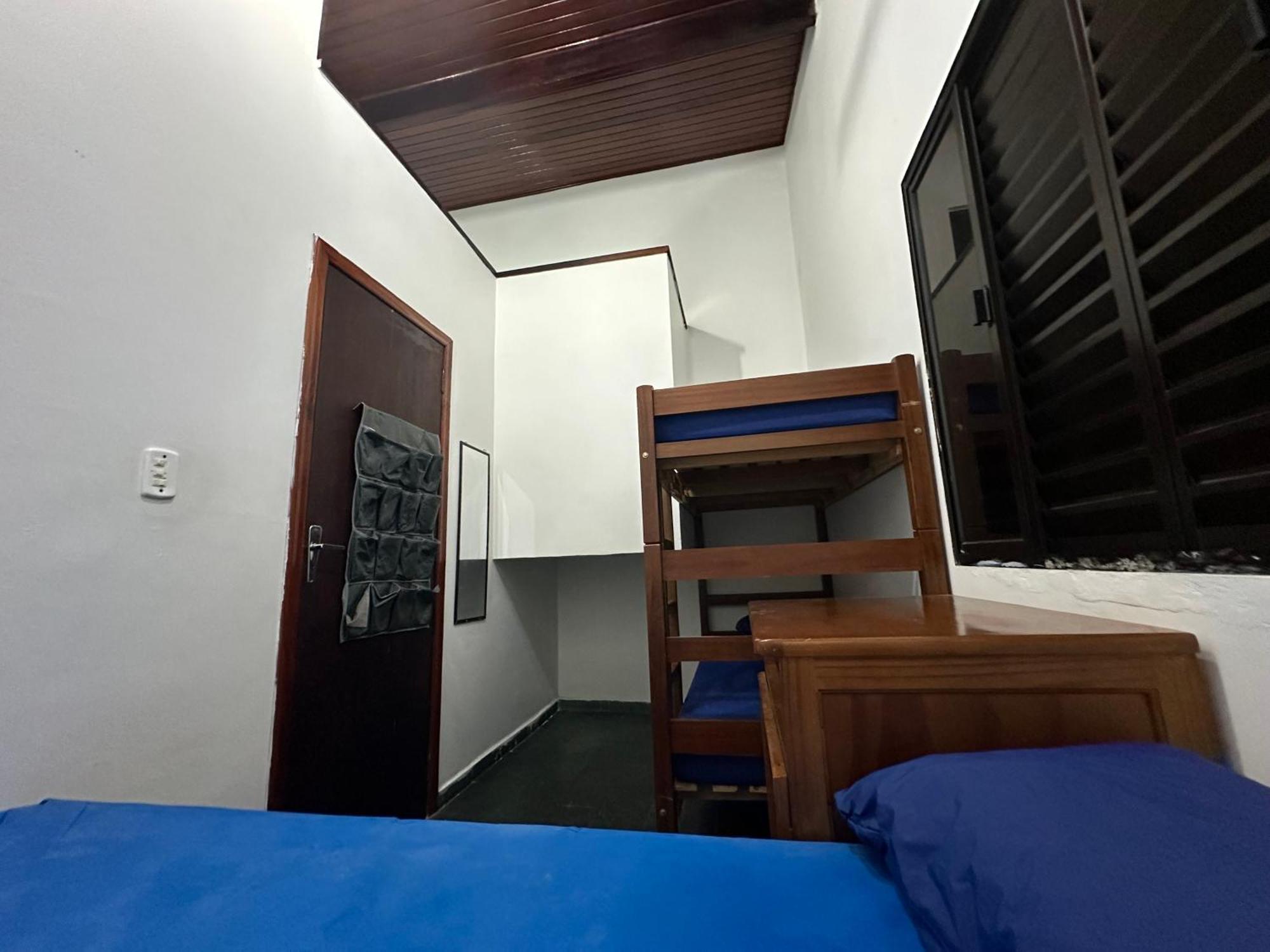 Triplex Piscina Churrasqueira Lava E Seca Wi-Fi E 2 Tvs Em Condominio Com 90M2 No Centro De أوباتوبا المظهر الخارجي الصورة