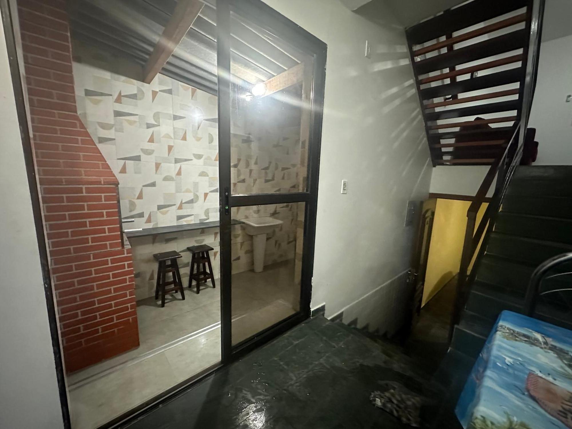 Triplex Piscina Churrasqueira Lava E Seca Wi-Fi E 2 Tvs Em Condominio Com 90M2 No Centro De أوباتوبا المظهر الخارجي الصورة